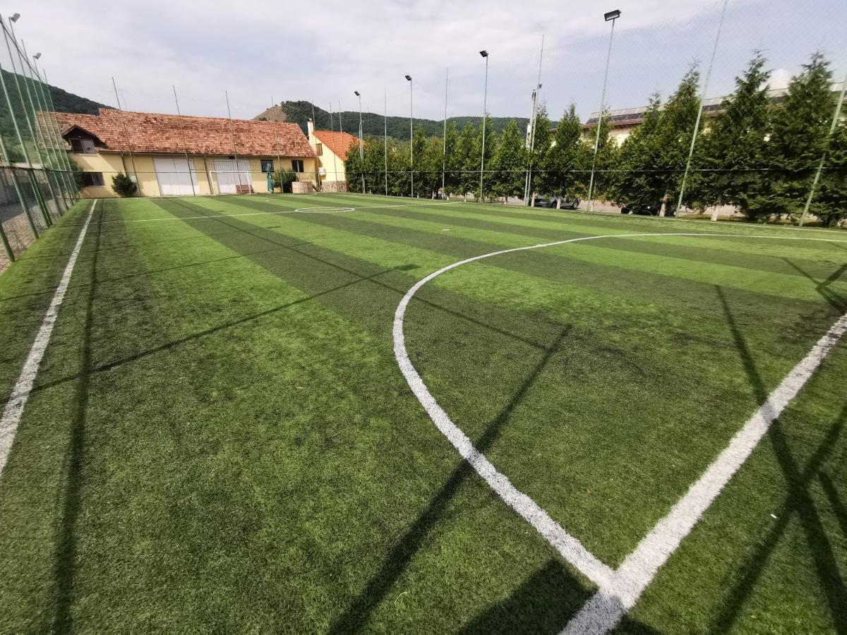 مبيت وإفطار أودورهيو سيكيوسك Rakoczi Center المظهر الخارجي الصورة